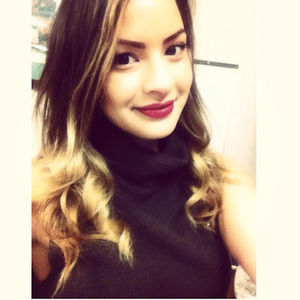 Meet your Posher, Mariella